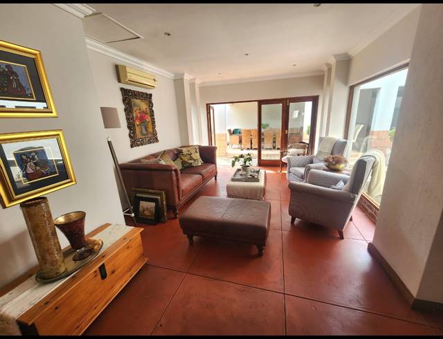 4 BEDROOM HOUSE FOR SALE IN ZAMBEZI COUNTRY ESTATE